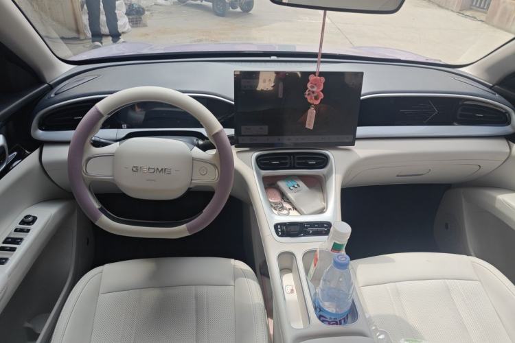 Used Geely Galaxy Geome 2025 410 km Free Version Center Console