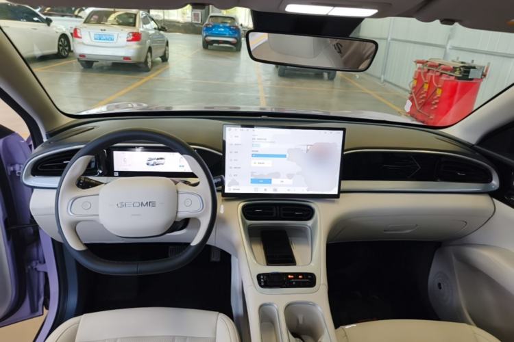 Used Geely Galaxy Geome 2025 UP 410km Exploration+ Edition Center Console