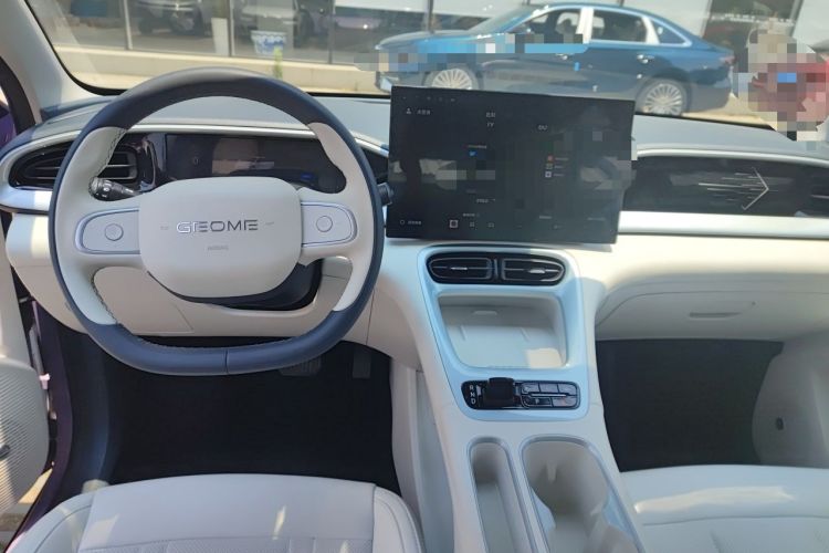 Used Geely Galaxy Geome 2025 UP 410km Exploration+ Edition Center Console
