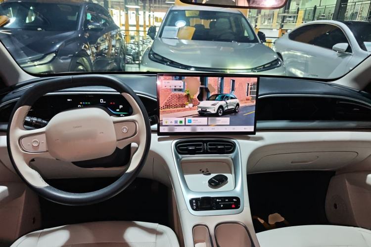 Used Geely Galaxy Geome 2025 310km Dream Edition Center Console