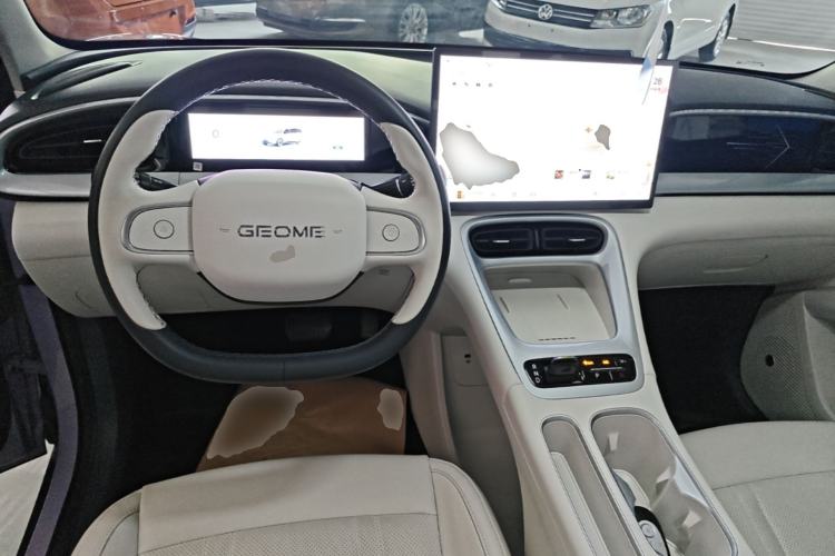 Used Geely Galaxy Geome 2025 UP 410km Exploration Edition Center Console