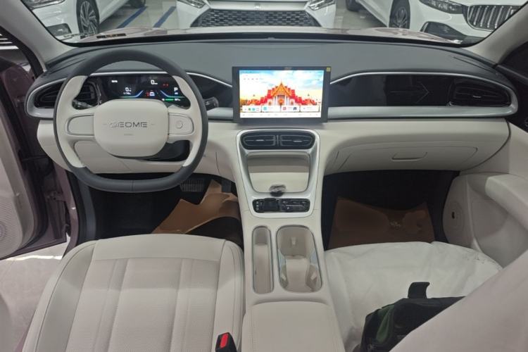 Used Geely Galaxy Geome 2025 310km Youth Edition Center Console