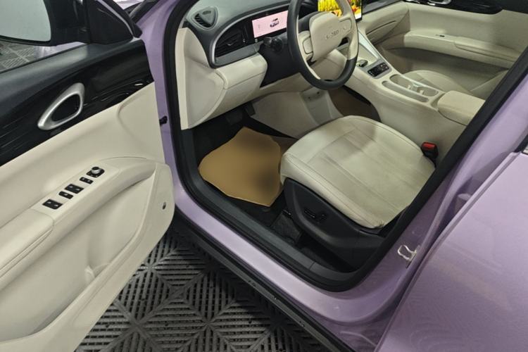 Used Geely Galaxy Geome 2025 410 km Free Version Driver Seat