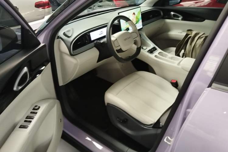Used Geely Galaxy Geome 2025 UP 410km Exploration+ Edition Driver Seat