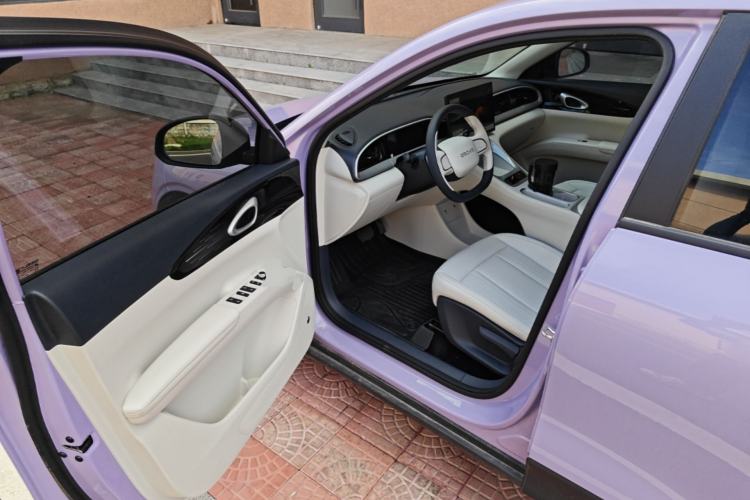 Used Geely Galaxy Geome 2025 410 km Free Version Driver Seat