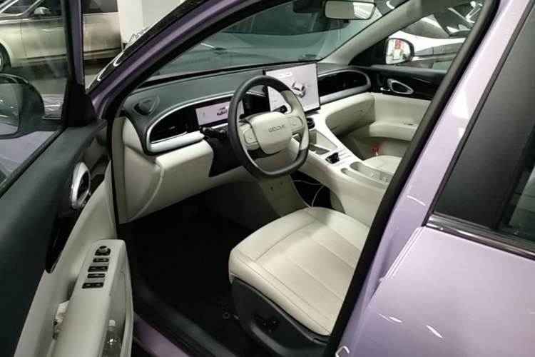 Used Geely Galaxy Geome 2025 UP 410km Exploration+ Edition Driver Seat