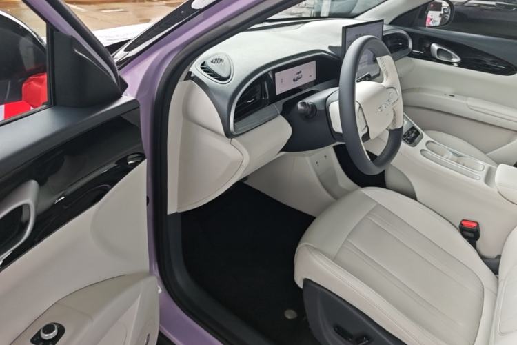 Used Geely Galaxy Geome 2025 UP 410km Exploration Edition Driver Seat