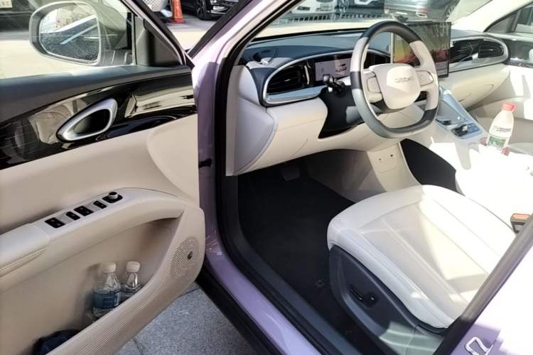 Used Geely Galaxy Geome 2025 UP 410km Exploration+ Edition Driver Seat