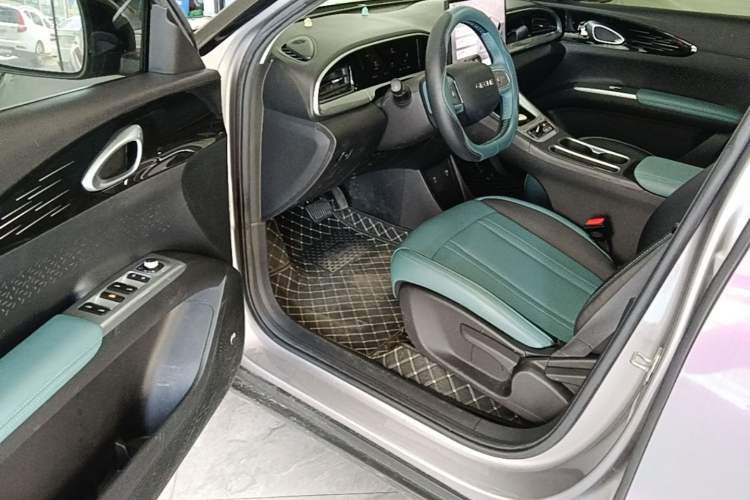 Used Geely Galaxy Geome 2025 310km Dream Edition Driver Seat