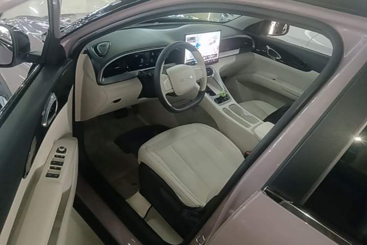 Used Geely Galaxy Geome 2025 310km Dream Edition Driver Seat