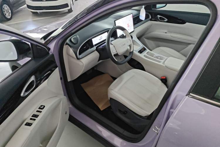 Used Geely Galaxy Geome 2025 UP 410km Exploration Edition Driver Seat