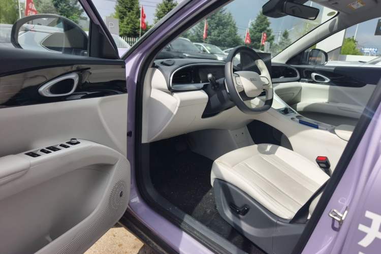 Used Geely Galaxy Geome 2025 UP 410km Exploration Edition Driver Seat