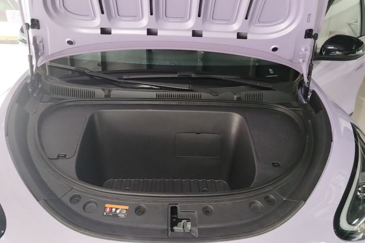 Used Geely Galaxy Geome 2025 410 km Free Version Engine Bay