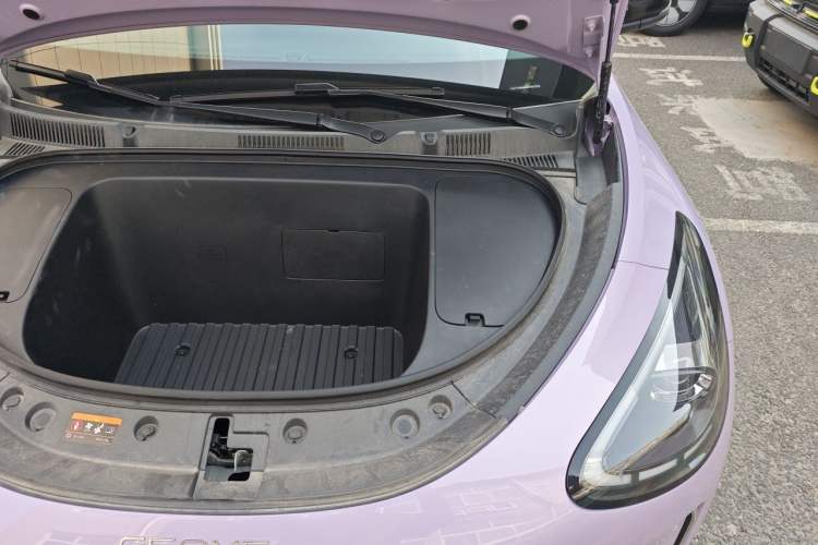 Used Geely Galaxy Geome 2025 UP 410km Exploration+ Edition Engine Bay Left