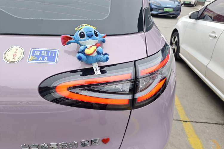 Used Geely Galaxy Geome 2025 UP 410km Exploration Edition Exterior 3
