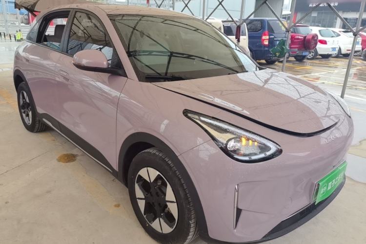 Used Geely Galaxy Geome 2025 UP 410km Exploration Edition Front Right 45 Deg