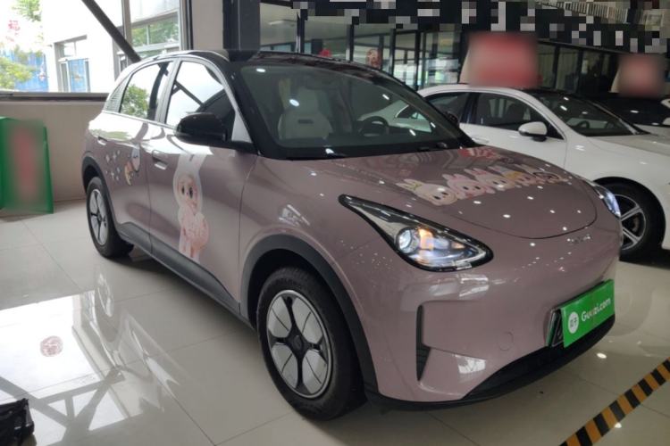 Used Geely Galaxy Geome 2025 410 km Free Version Front Right 45 Deg