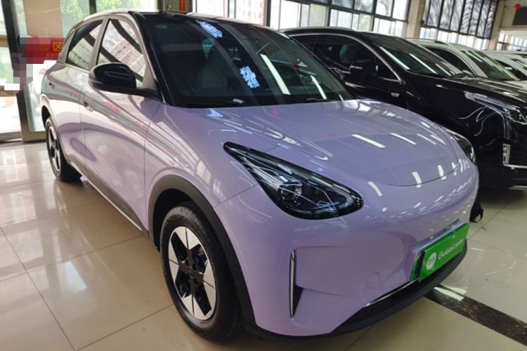 Used Geely Galaxy Geome 2025 UP 410km Exploration+ Edition Front Right 45 Deg