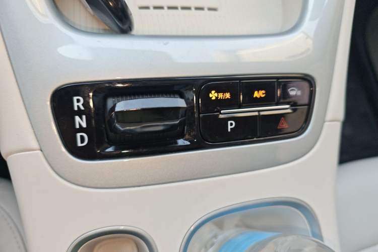 Used Geely Galaxy Geome 2025 UP 410km Exploration+ Edition Gear Lever
