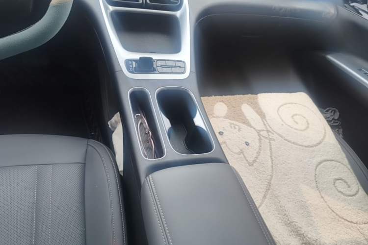 Used Geely Galaxy Geome 2025 310km Youth Edition Gear Lever