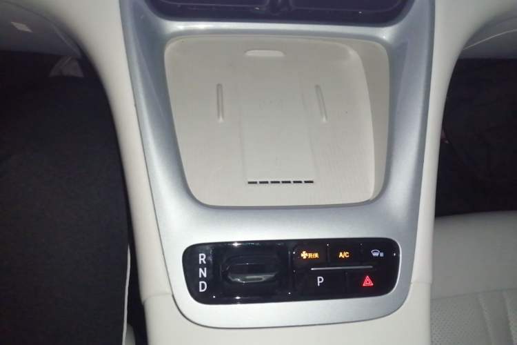 Used Geely Galaxy Geome 2025 UP 410km Exploration+ Edition Gear Lever
