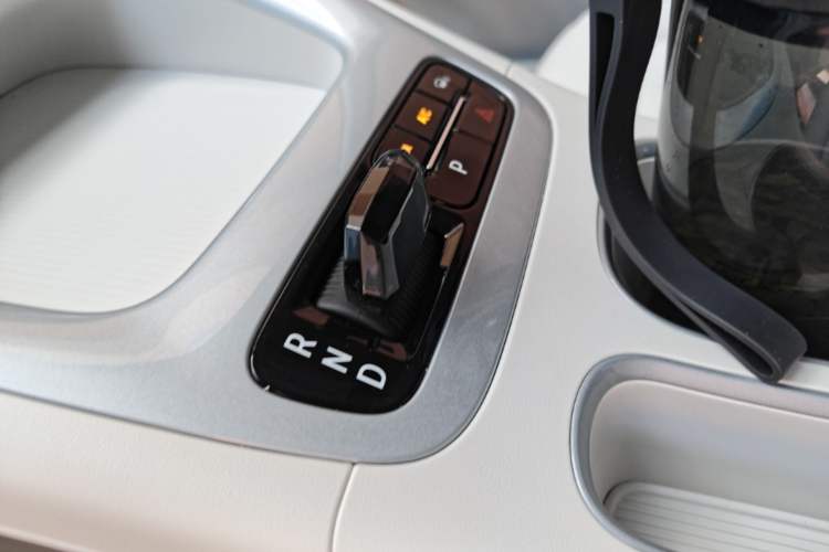 Used Geely Galaxy Geome 2025 410 km Free Version Gear Lever