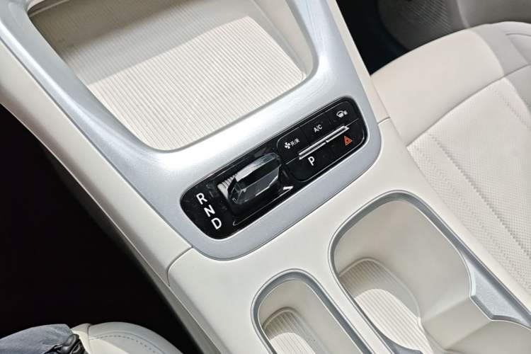Used Geely Galaxy Geome 2025 310km Dream Edition Gear Lever