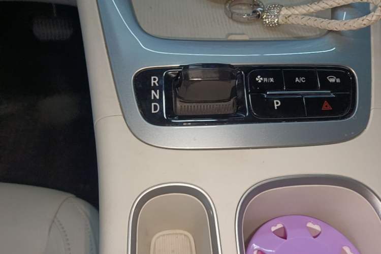 Used Geely Galaxy Geome 2025 310km Youth Edition Gear Lever