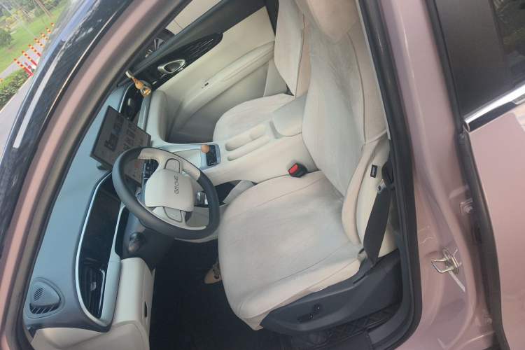 Used Geely Galaxy Geome 2025 UP 410km Exploration Edition Left Front Seat