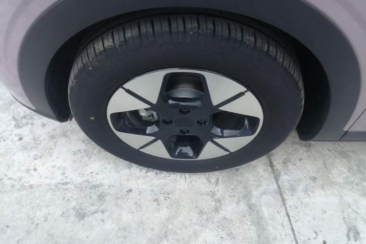 Used Geely Galaxy Geome 2025 310km Dream Edition Left Front Wheel Hub