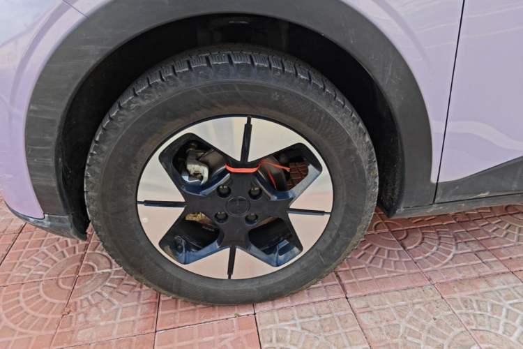 Used Geely Galaxy Geome 2025 410 km Free Version Left Front Wheel Hub