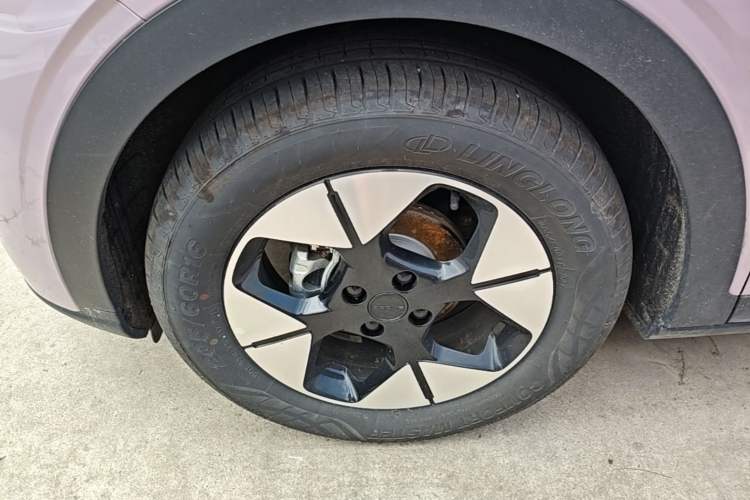 Used Geely Galaxy Geome 2025 310km Dream Edition Left Front Wheel Hub