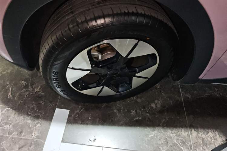 Used Geely Galaxy Geome 2025 310km Dream Edition Left Front Wheel Hub