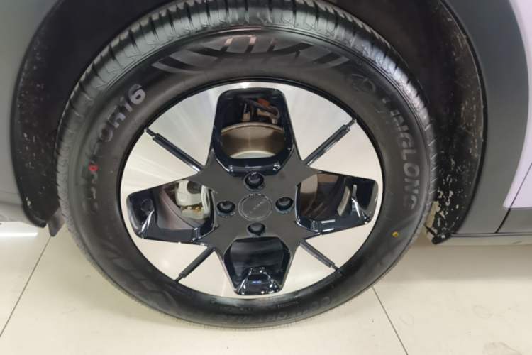 Used Geely Galaxy Geome 2025 UP 410km Exploration+ Edition Left Front Wheel Hub