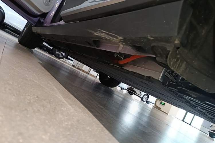 Used Geely Galaxy Geome 2025 UP 410km Exploration+ Edition Left Side Sill