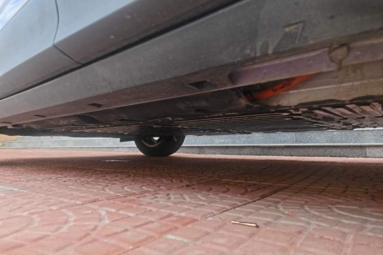Used Geely Galaxy Geome 2025 410 km Free Version Left Side Sill