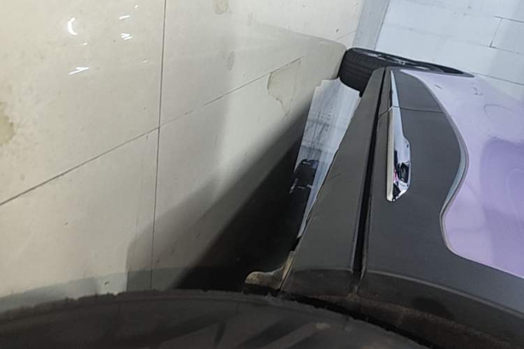 Used Geely Galaxy Geome 2025 UP 410km Exploration Edition Left Side Sill