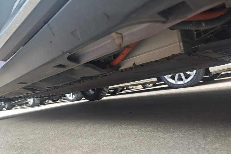 Used Geely Galaxy Geome 2025 UP 410km Exploration+ Edition Left Side Sill