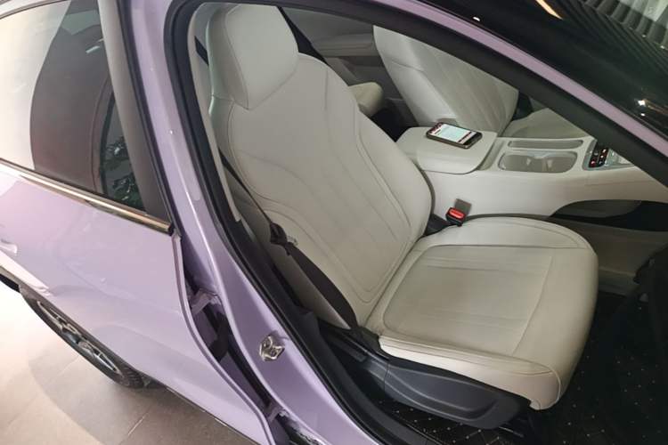 Used Geely Galaxy Geome 2025 UP 410km Exploration+ Edition Right Front Seat