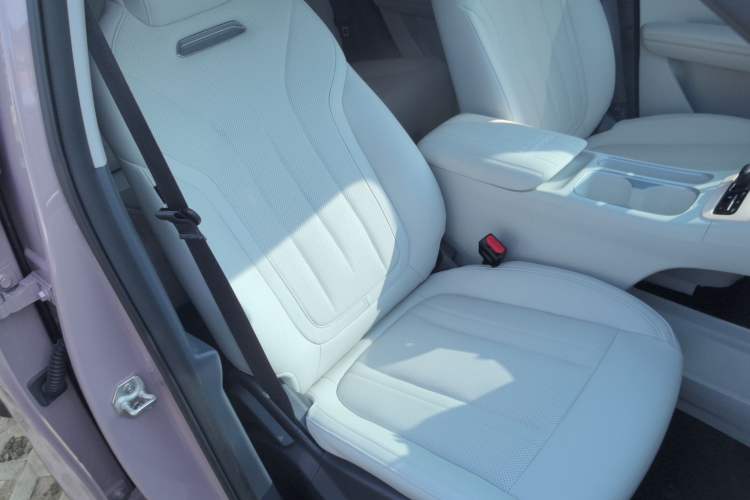 Used Geely Galaxy Geome 2025 UP 410km Exploration Edition Right Front Seat
