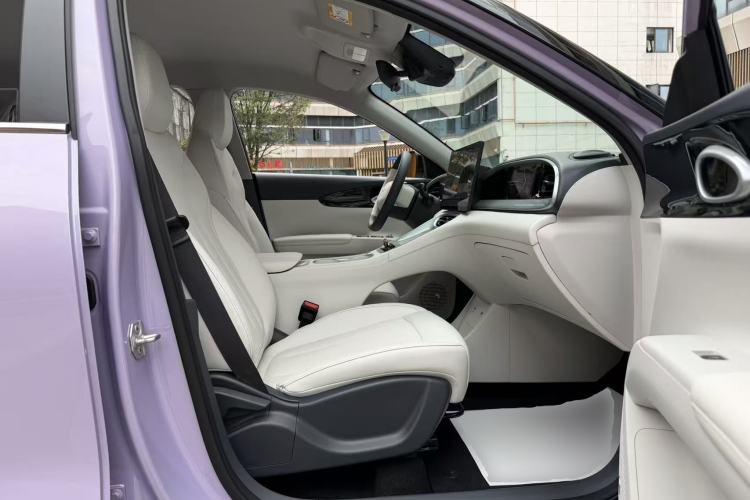 Used Geely Galaxy Geome 2025 UP 410km Exploration+ Edition Right Front Seat