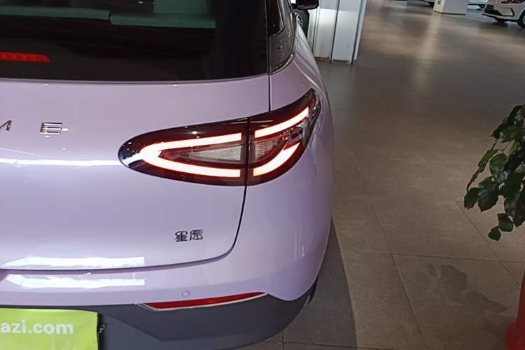Used Geely Galaxy Geome 2025 UP 410km Exploration+ Edition Right Rear Taillight