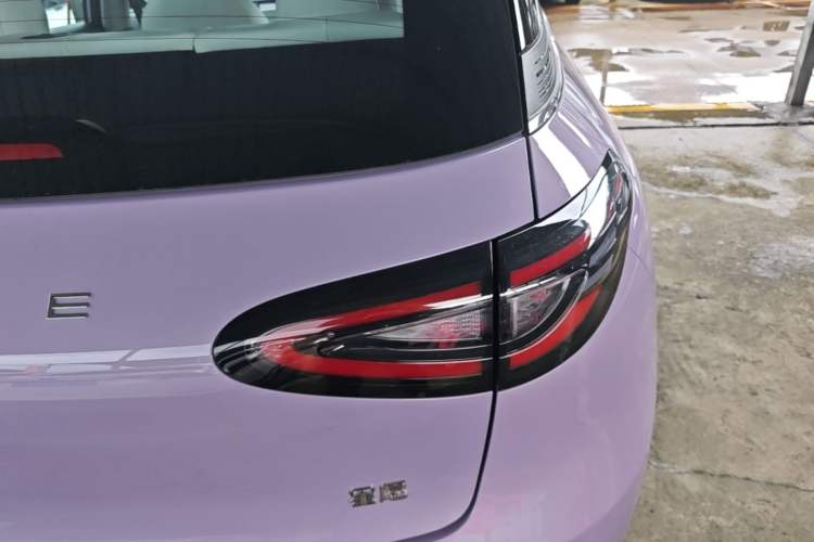 Used Geely Galaxy Geome 2025 UP 410km Exploration Edition Right Rear Taillight