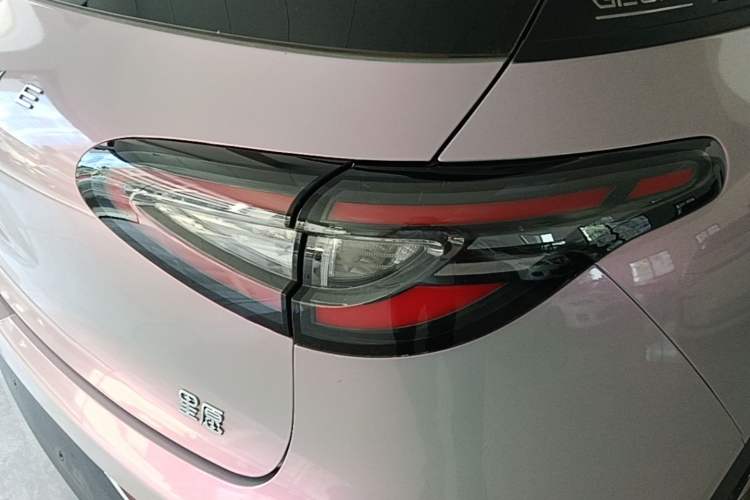 Used Geely Galaxy Geome 2025 310km Dream Edition Right Rear Taillight