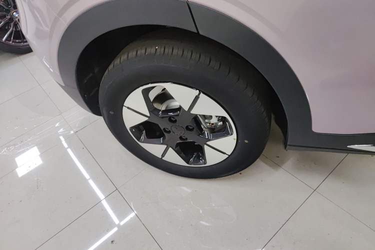 Used Geely Galaxy Geome 2025 310km Dream Edition Right Rear Wheel Hub