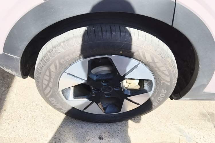 Used Geely Galaxy Geome 2025 UP 410km Exploration Edition Right Rear Wheel Hub