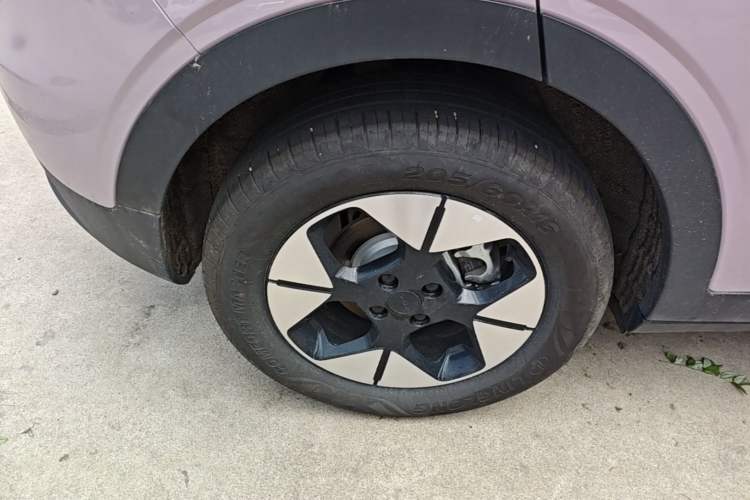 Used Geely Galaxy Geome 2025 310km Dream Edition Right Rear Wheel Hub