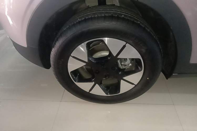 Used Geely Galaxy Geome 2025 310km Dream Edition Right Rear Wheel Hub