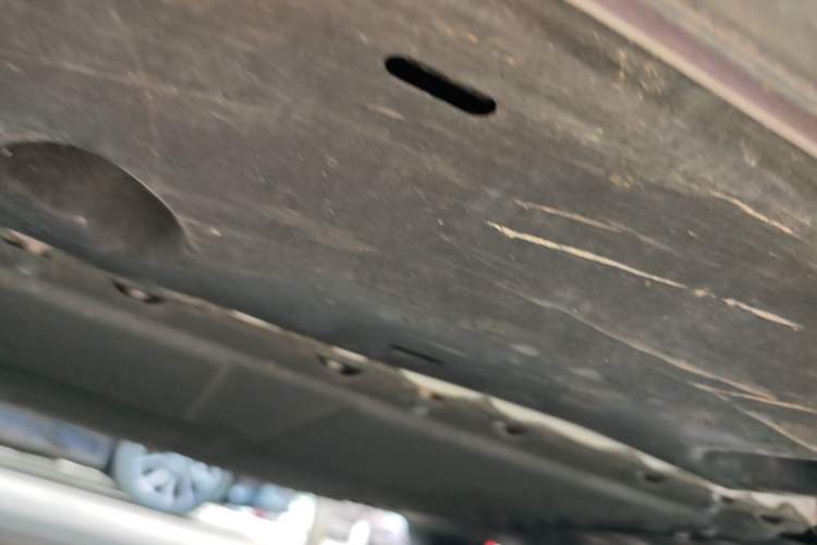 Used Geely Galaxy Geome 2025 UP 410km Exploration Edition Right Side Sill