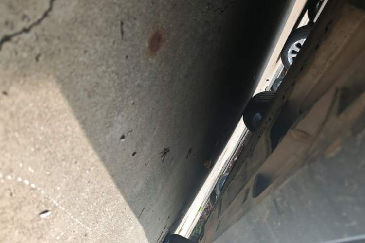 Used Geely Galaxy Geome 2025 UP 410km Exploration+ Edition Right Side Sill